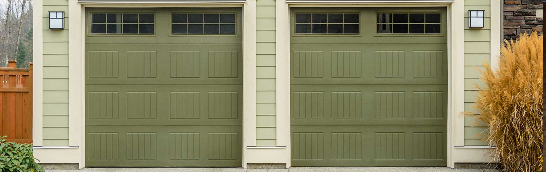 Garage Door 24 Hours Repairs Emergency Garage Door Panel Repair
